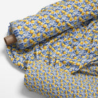 mockup-fabric-rolls
