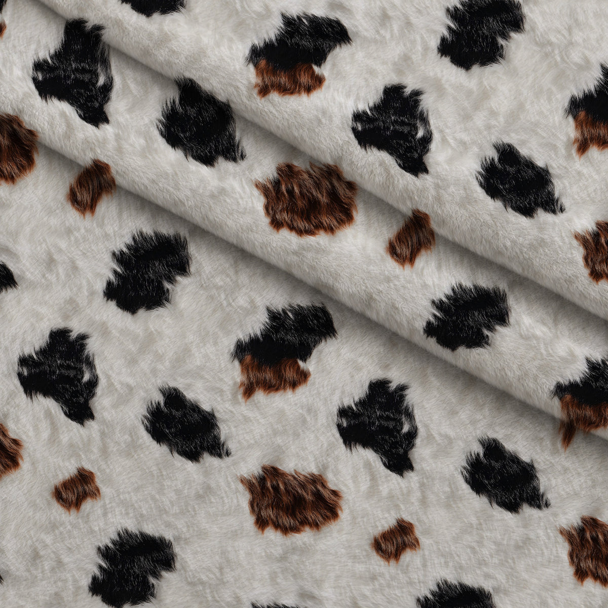 Calico Patches Pattern 16 Minky Fabric — plush minky folded close-up preview (mv-minky-v1:lying)